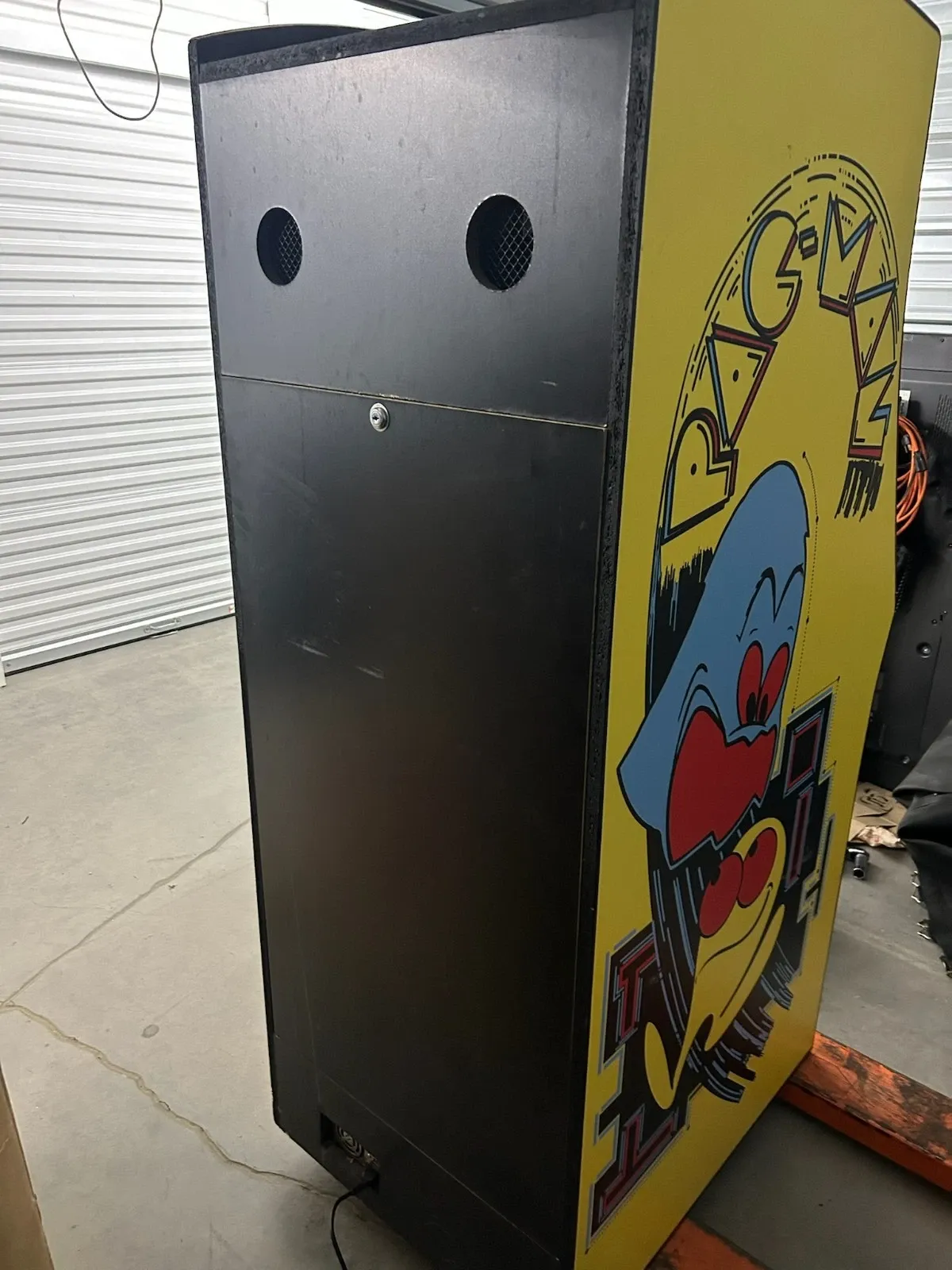 American Golden Age Arcade Period Midway Pac-Man Upright Cabinet thumbnail 5