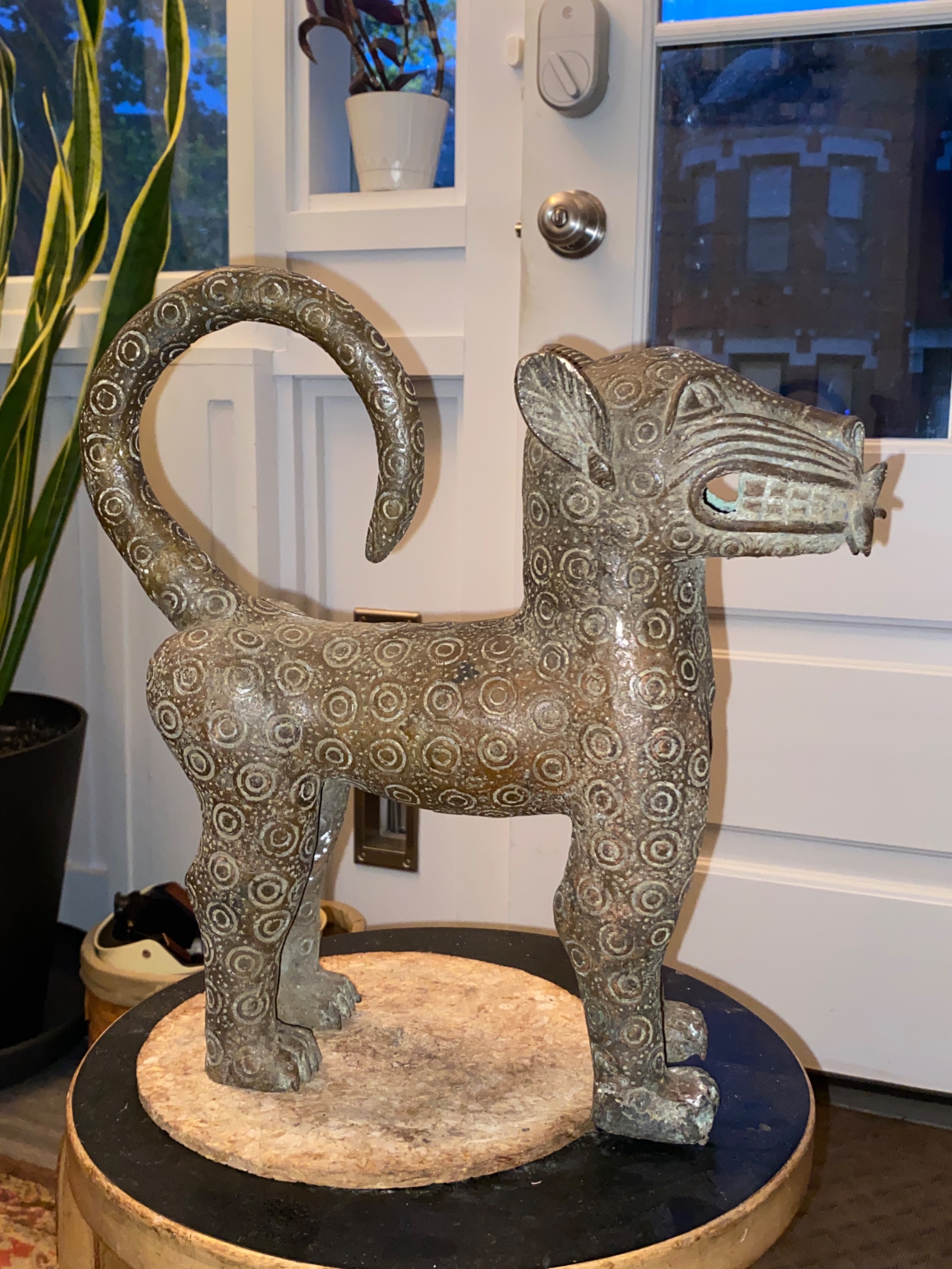 Chinese Han Period Style Bronze Zoomorphic Ritual Wine Vessel (Hu Form)
