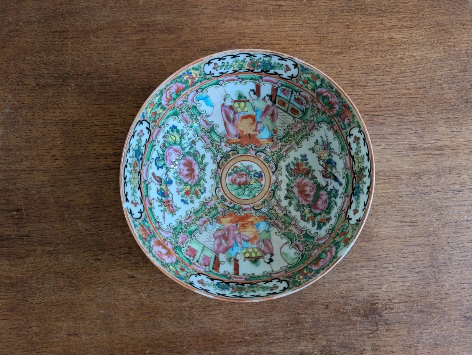Chinese Famille Rose Export Porcelain Bowl thumbnail 2