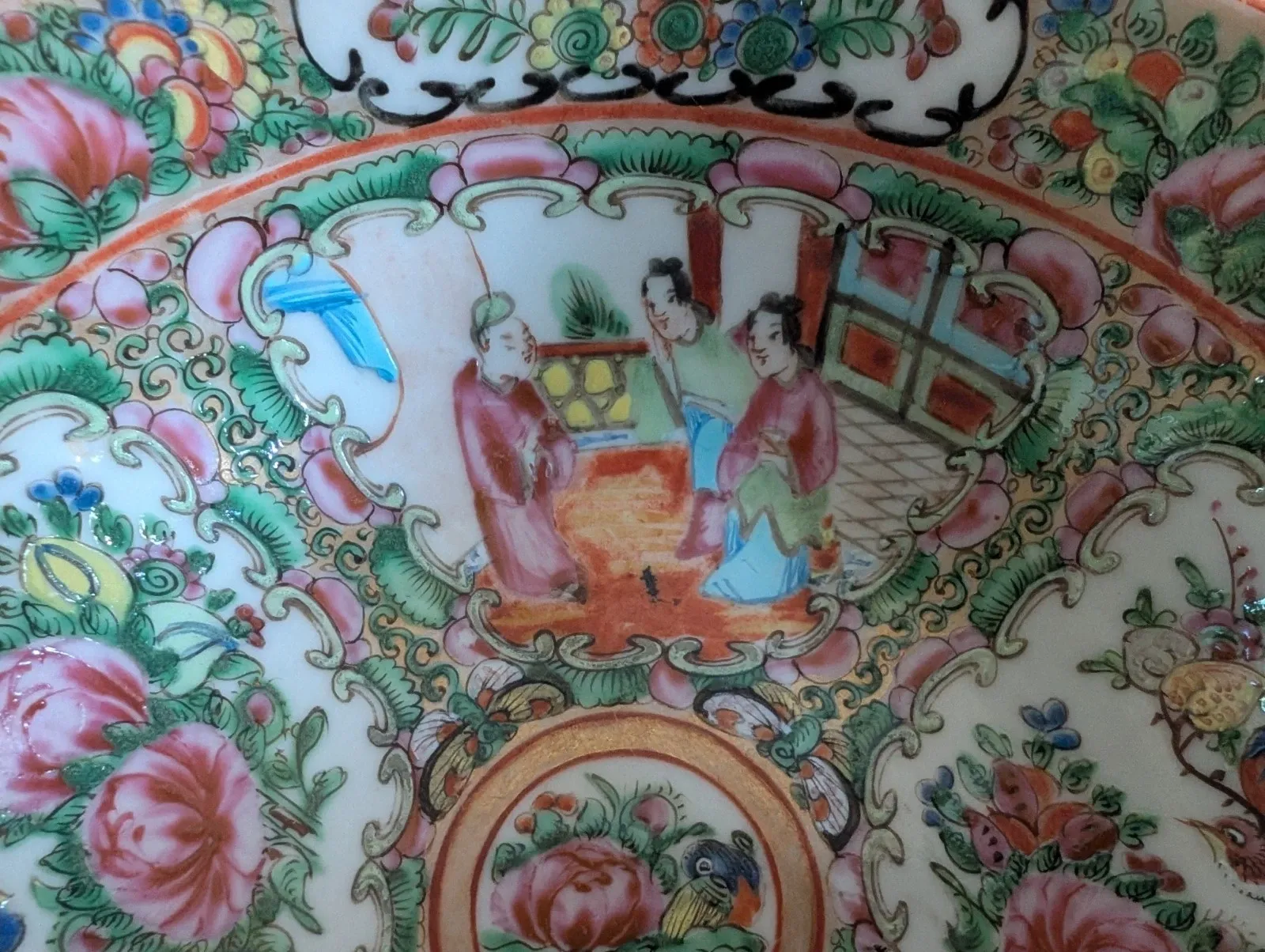 Chinese Famille Rose Export Porcelain Bowl thumbnail 3