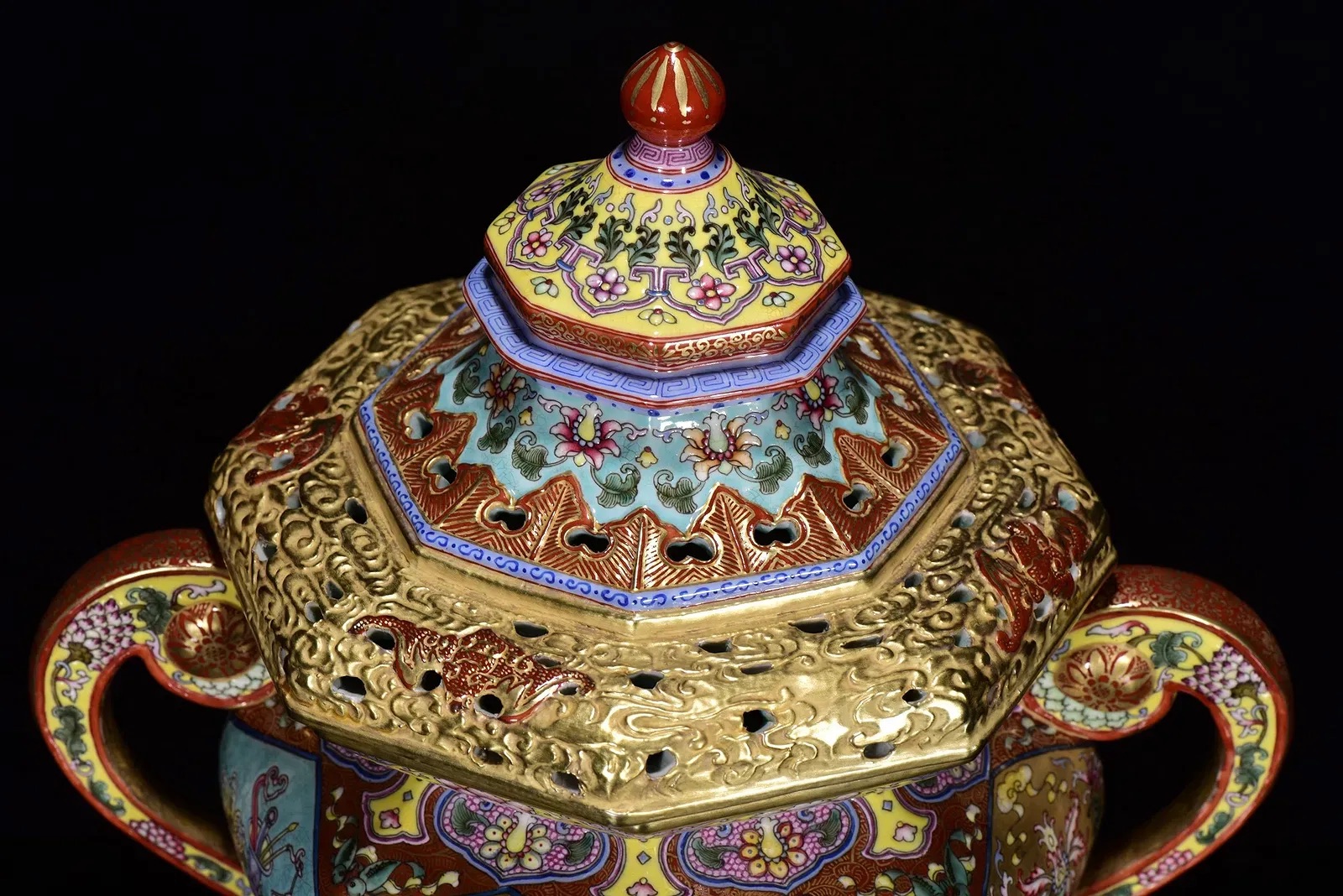 Chinese Qianlong Style Famille Rose and Gilt Porcelain Censer with Stand thumbnail 2