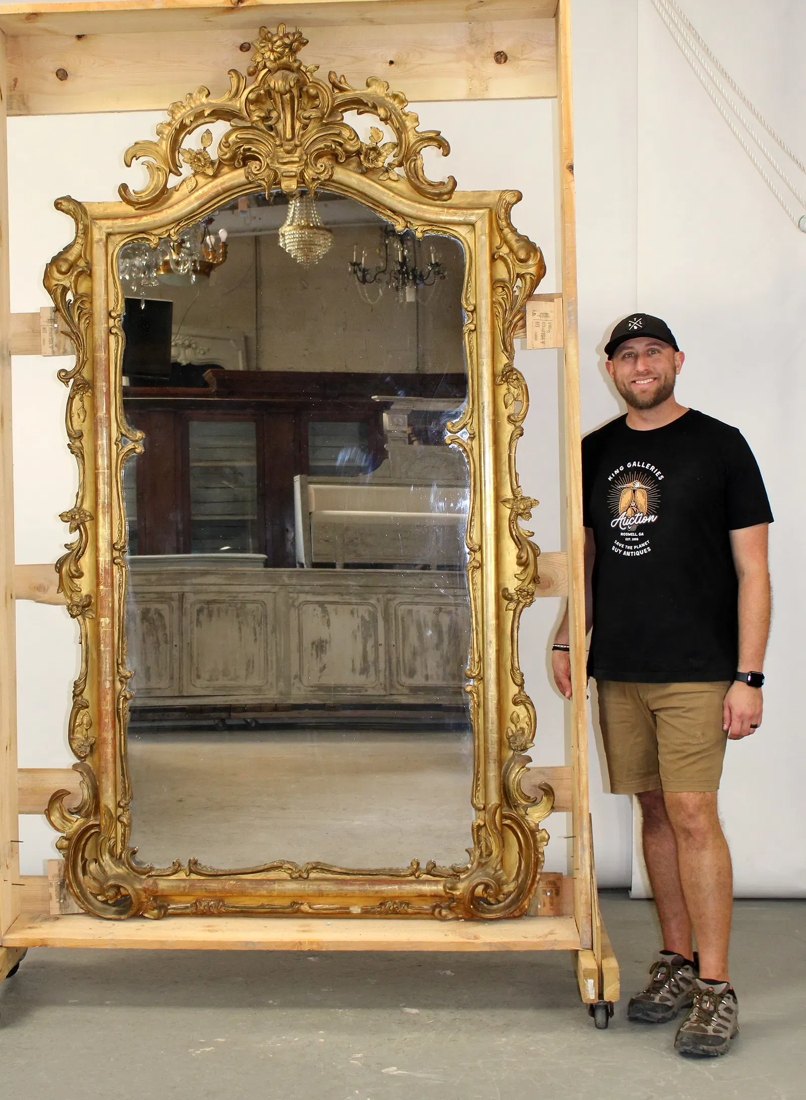 Rococo Style Giltwood Pier Mirror thumbnail 2
