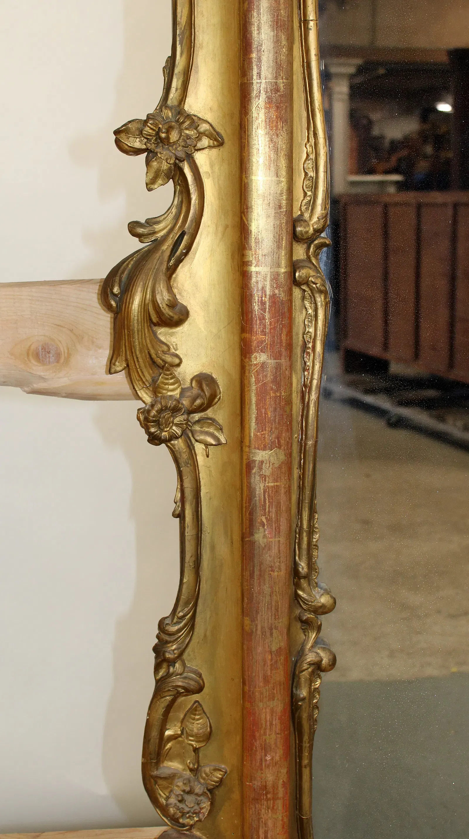 Rococo Style Giltwood Pier Mirror thumbnail 5