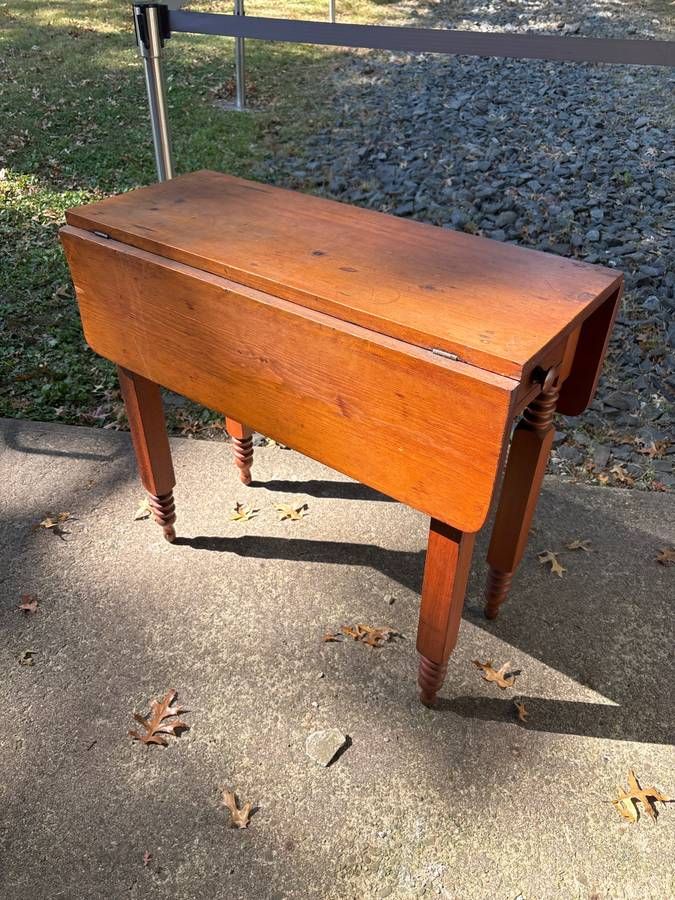 American Sheraton Style Cherry Drop-Leaf Work Table