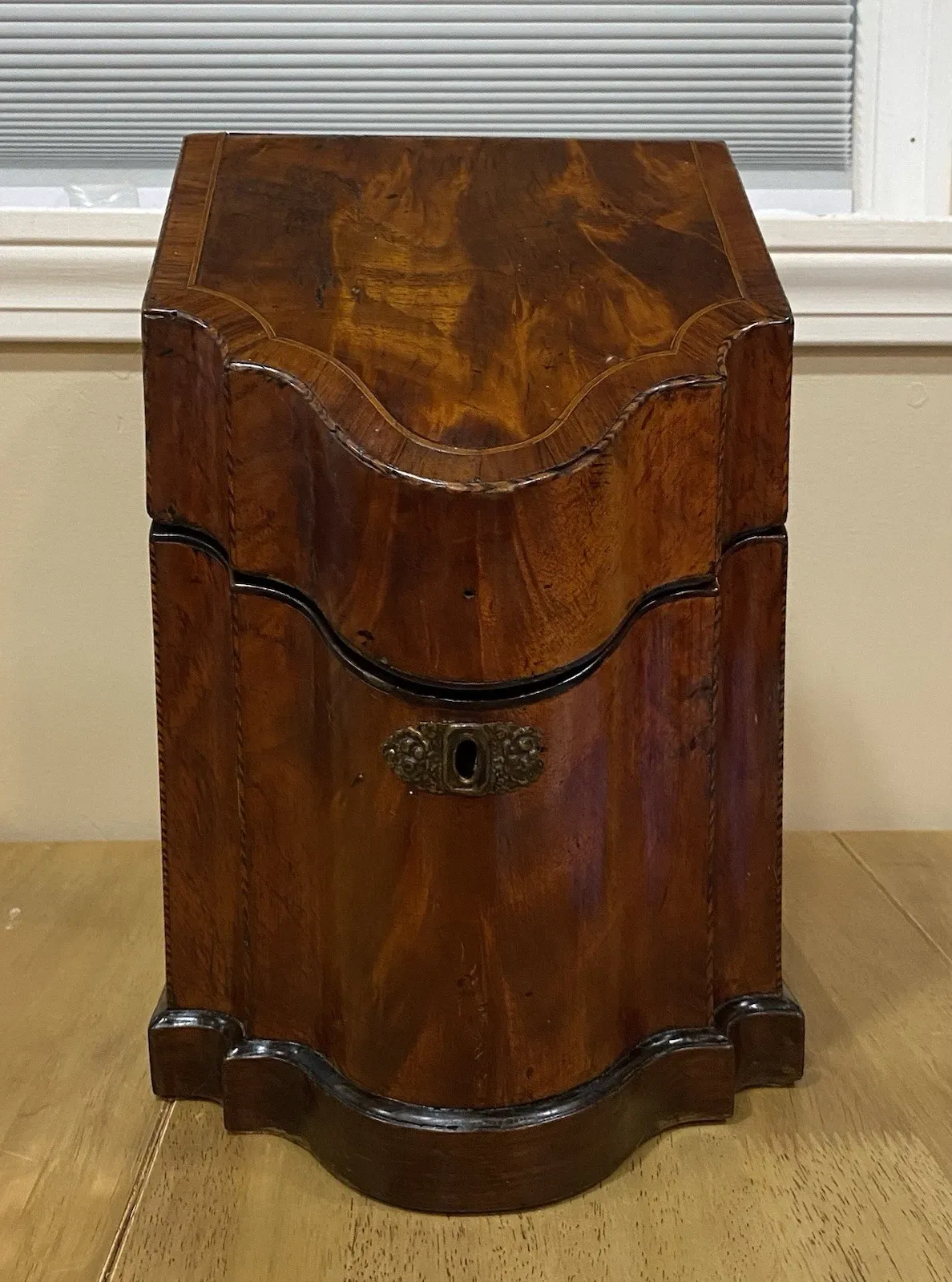 English George III Period Mahogany Cutlery Box with Marquetry Inlay