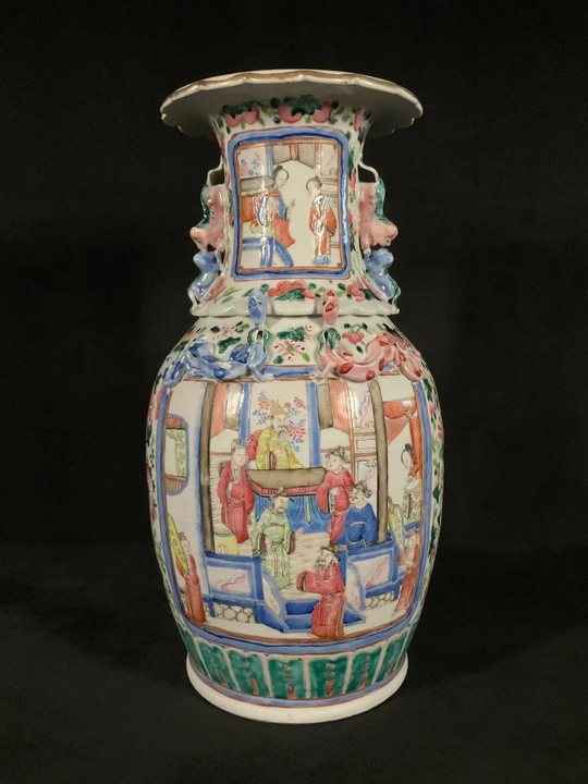 Chinese Export Famille Rose Porcelain Vase
