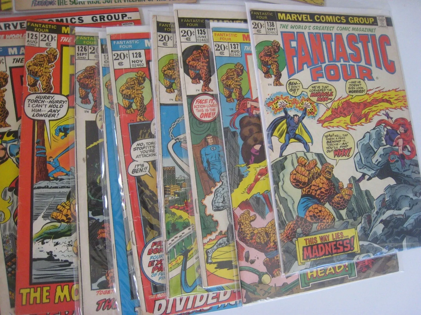 Marvel Silver to Bronze Age Fantastic Four Comic Book Collection (Issues #71–138, partial run) thumbnail 6