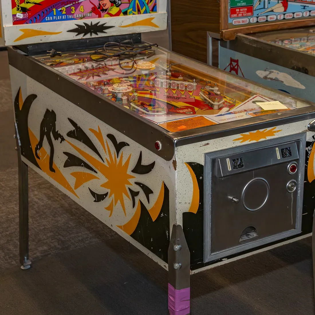 Gottlieb Target Alpha Vintage Electro-Mechanical Pinball Machine thumbnail 5
