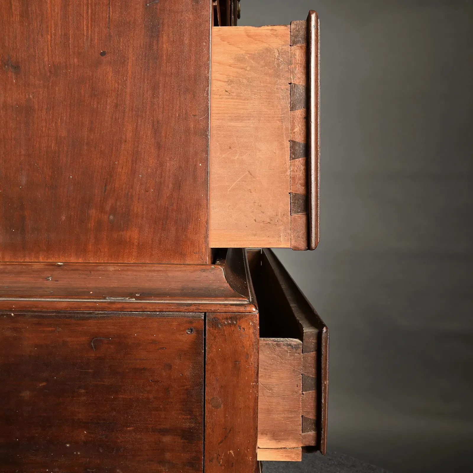 American Queen Anne Period Tiger Maple High Chest of Drawers thumbnail 9