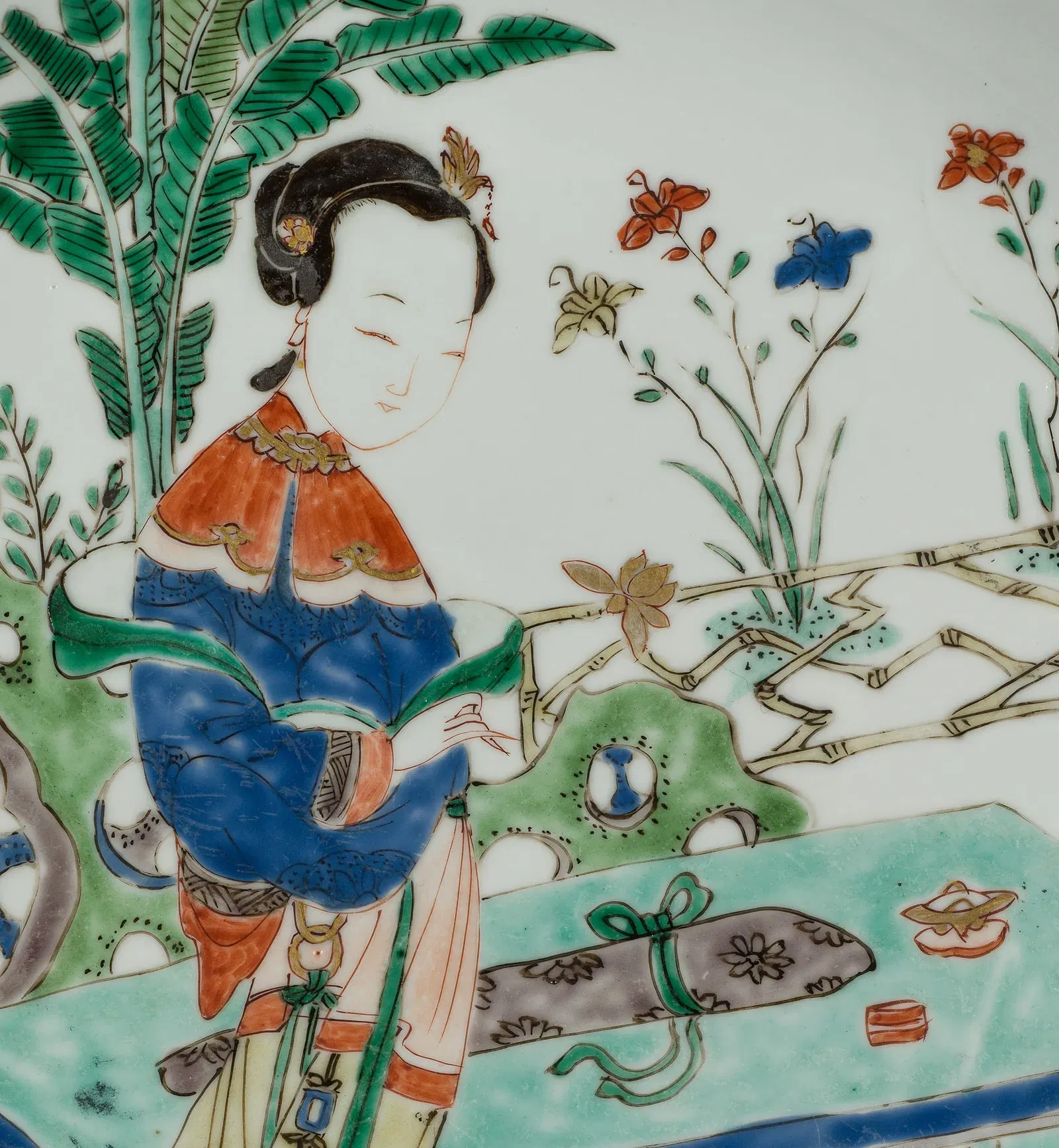 Chinese Qing Period Famille Verte Porcelain 'Lady and Boys' Dish thumbnail 2