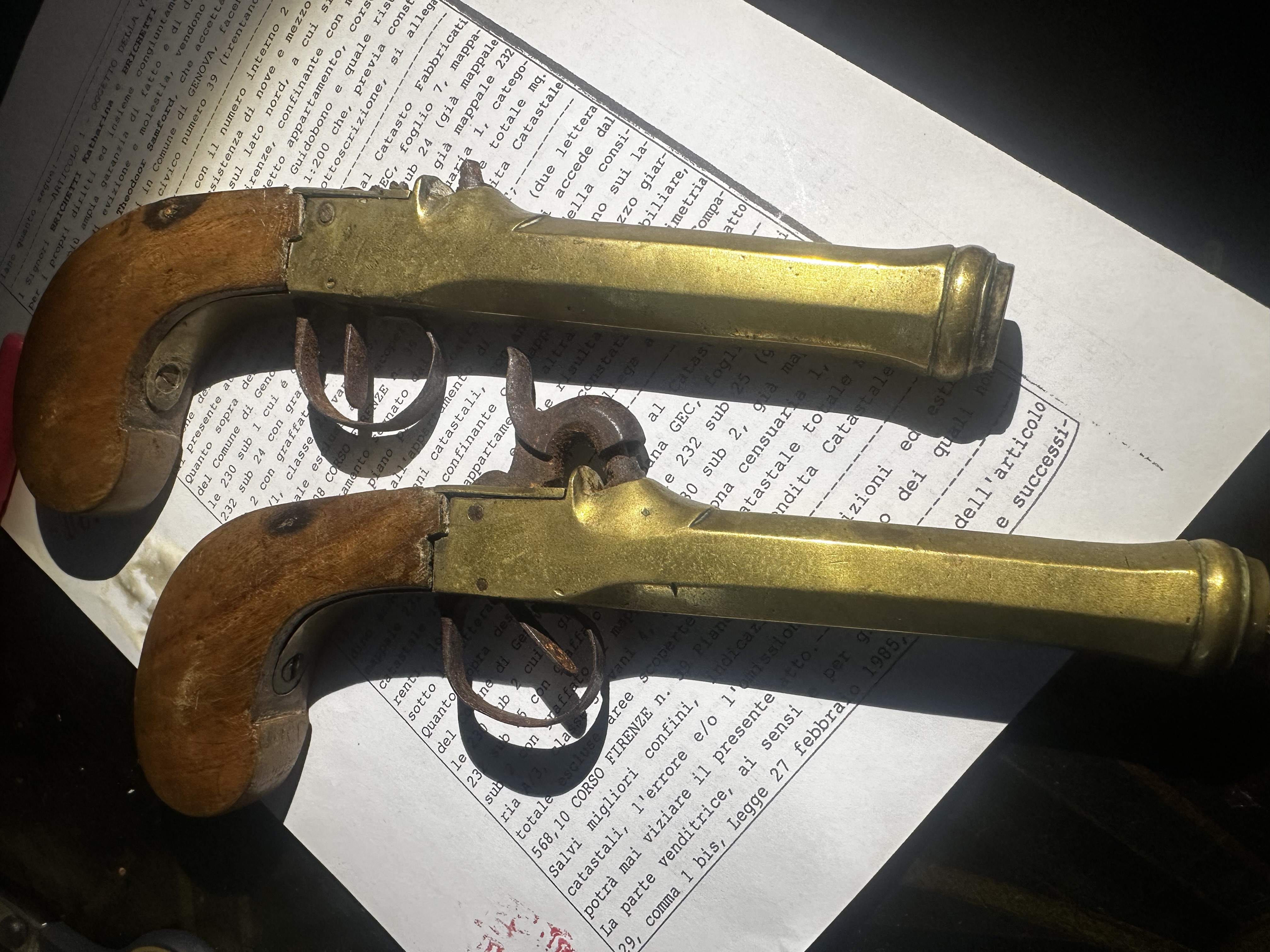 Antique Style Flintlock Pistols thumbnail 2