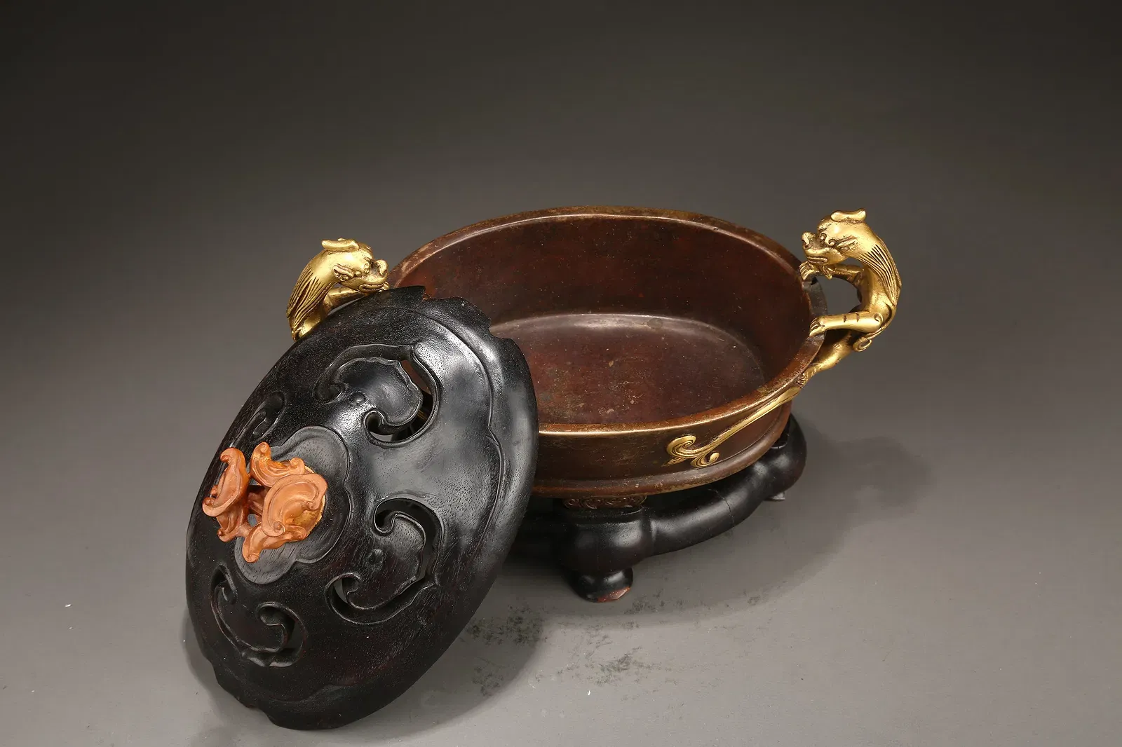 Ming Style Bronze Censer thumbnail 9