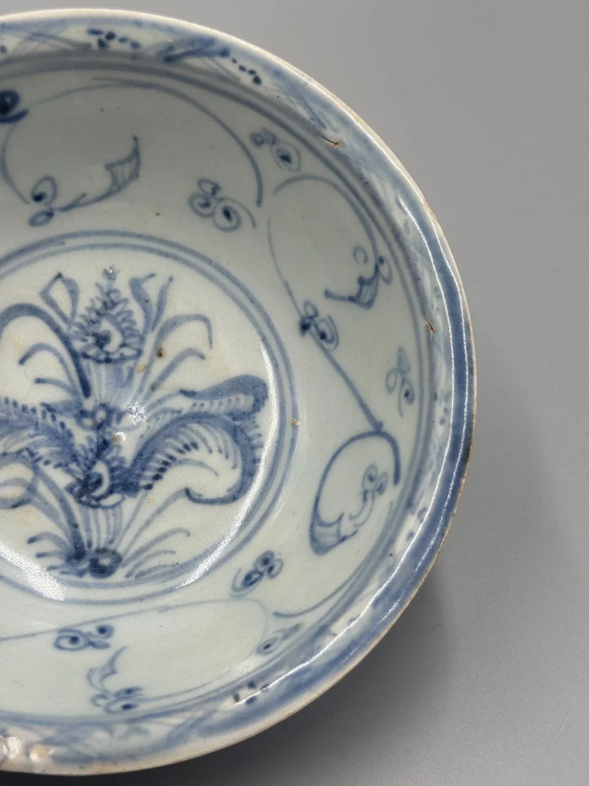 Ming Style Chinese Blue-and-White Porcelain Floral Bowl thumbnail 3