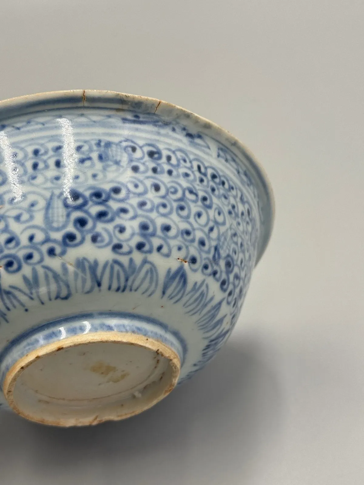 Ming Style Chinese Blue-and-White Porcelain Floral Bowl thumbnail 5