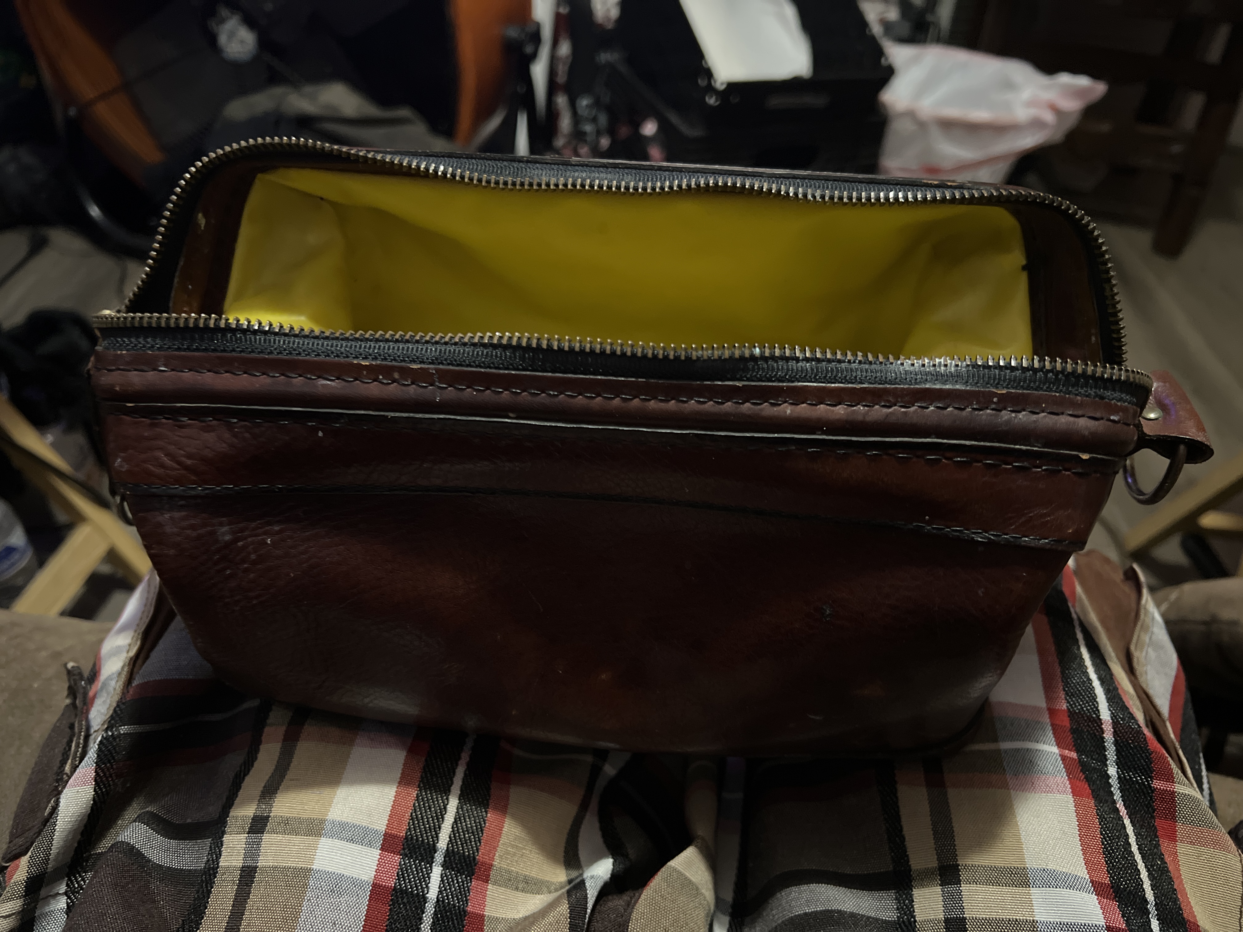 Mid-20th Century Leather Dopp Kit