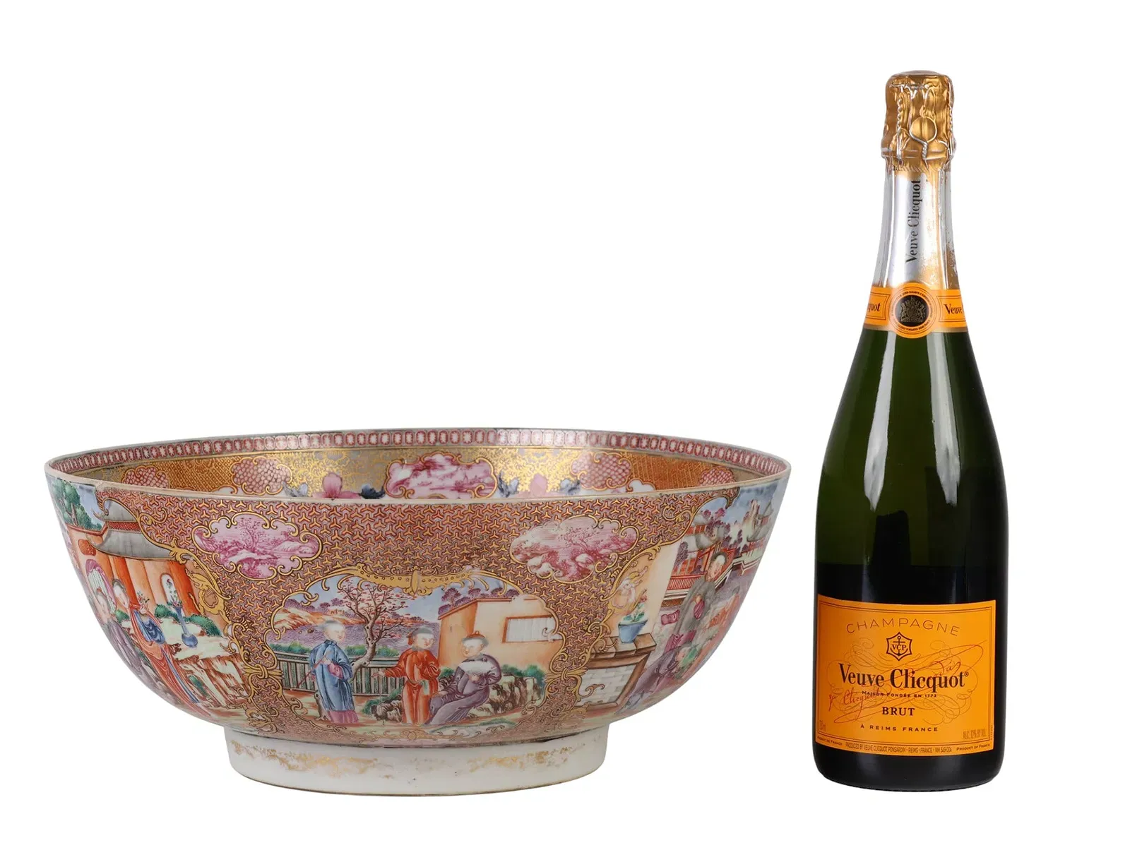 Qing Style Famille Rose Porcelain Punch Bowl thumbnail 3