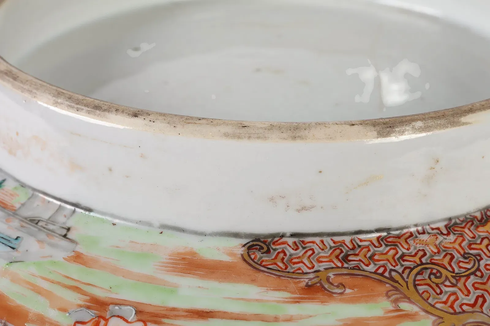 Qing Style Famille Rose Porcelain Punch Bowl thumbnail 8