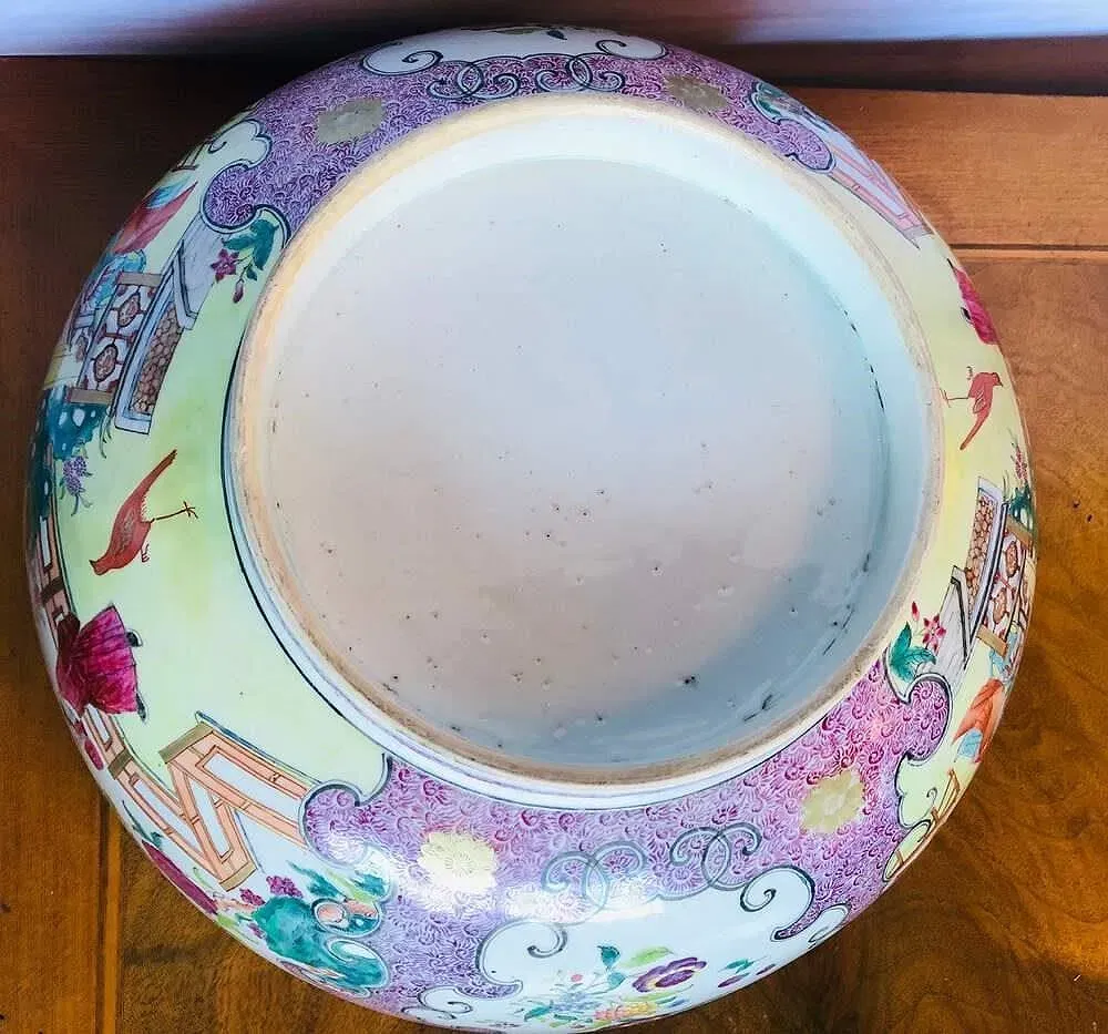 Chinese Qing Dynasty Famille Rose Porcelain Fish Bowl thumbnail 6