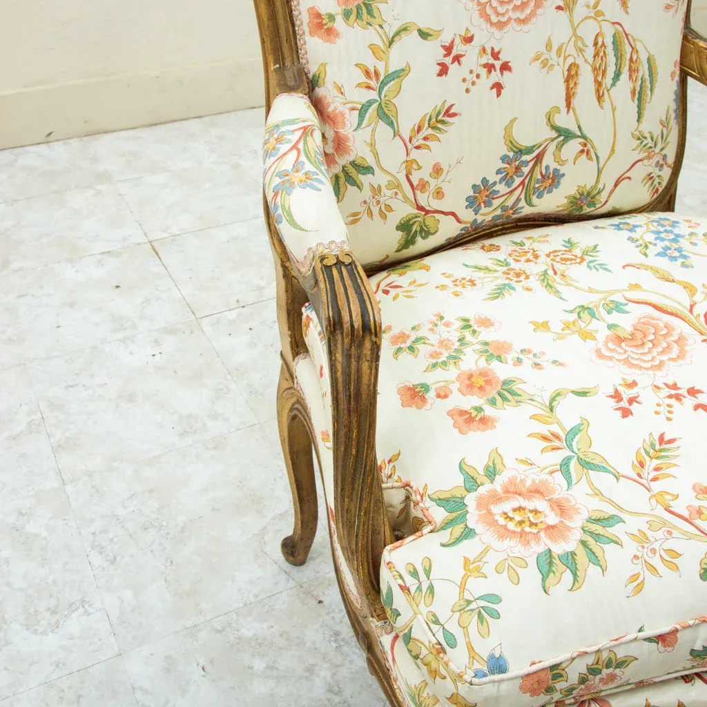 French Louis XV Style Giltwood Fauteuil Armchairs (Pair) thumbnail 7