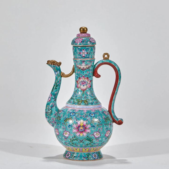 Chinese Famille Rose Turquoise-Ground Ewer