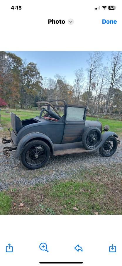 Ford Model A Roadster thumbnail 2