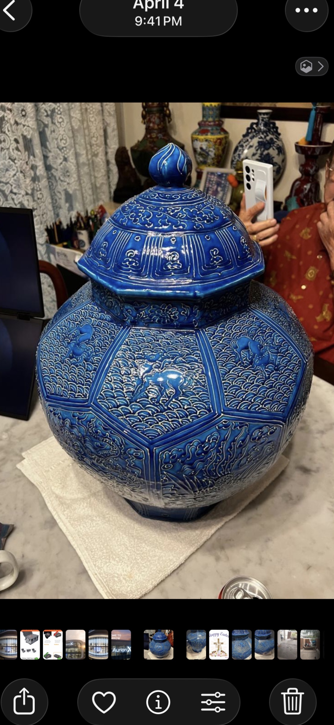 Chinese Style Blue Ceramic Jar