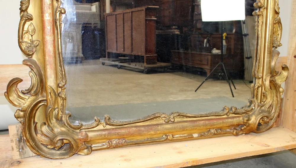French Rococo Revival Giltwood Wall Mirror thumbnail 5